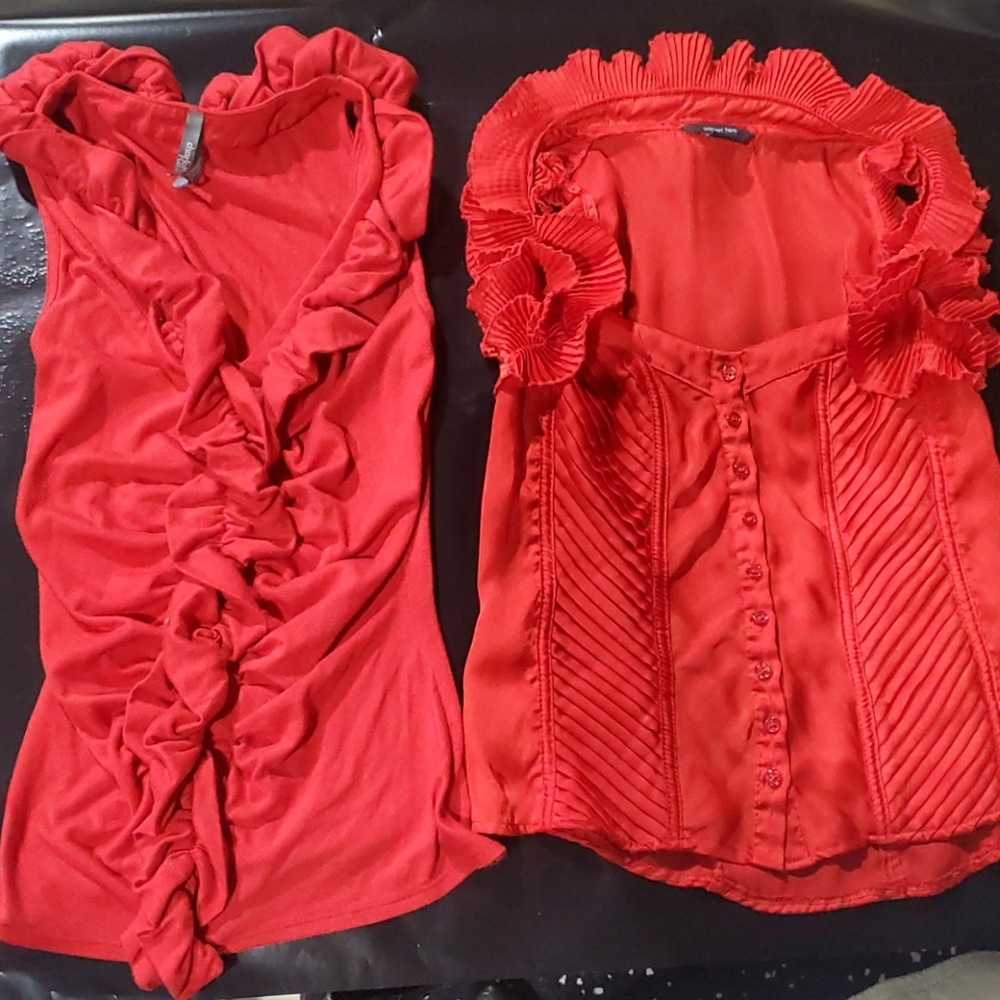 Red ruffle shirt bundle